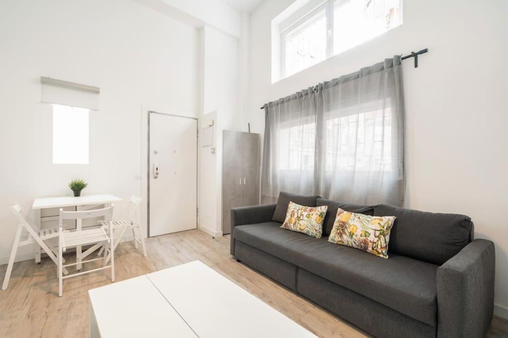 Ferienwohnung Charming Flat In Madrid-Rio Exterior foto